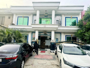 InTown Guesthouse